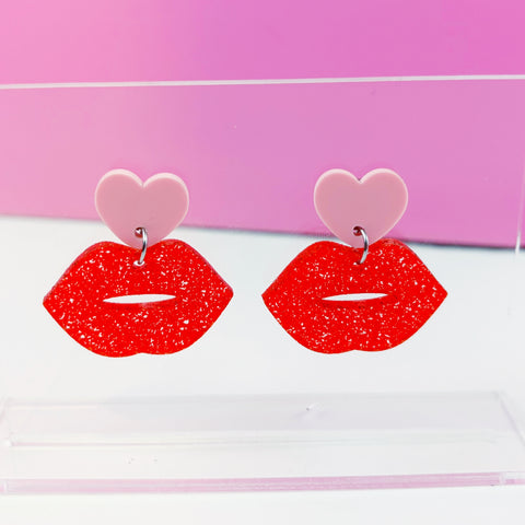 Lips Dangle Earrings /// Valentines Day